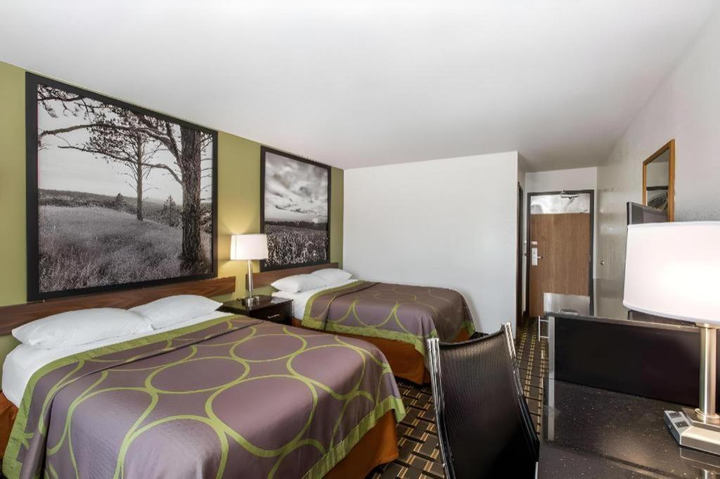 Super 8 By Wyndham Wayne Hotel Exterior foto