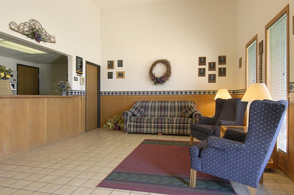 Super 8 By Wyndham Wayne Hotel Exterior foto